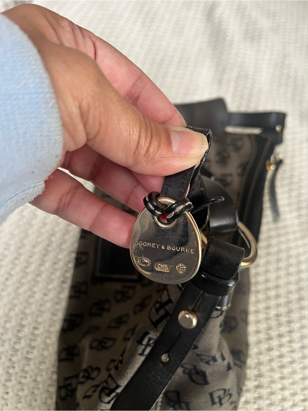 Dooney & Bourke Canvas Gray Logo Jacquard Shoulder Hobo Bag Black Leather Trim - Picture 7 of 16